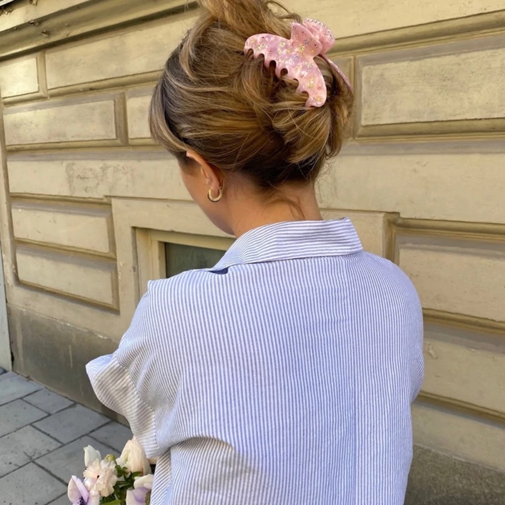 Emi Jay BIG EFFING CLIP IN PINK DAISY